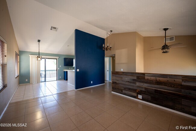 Foto del edificio - 8984 N Eaglestone Loop