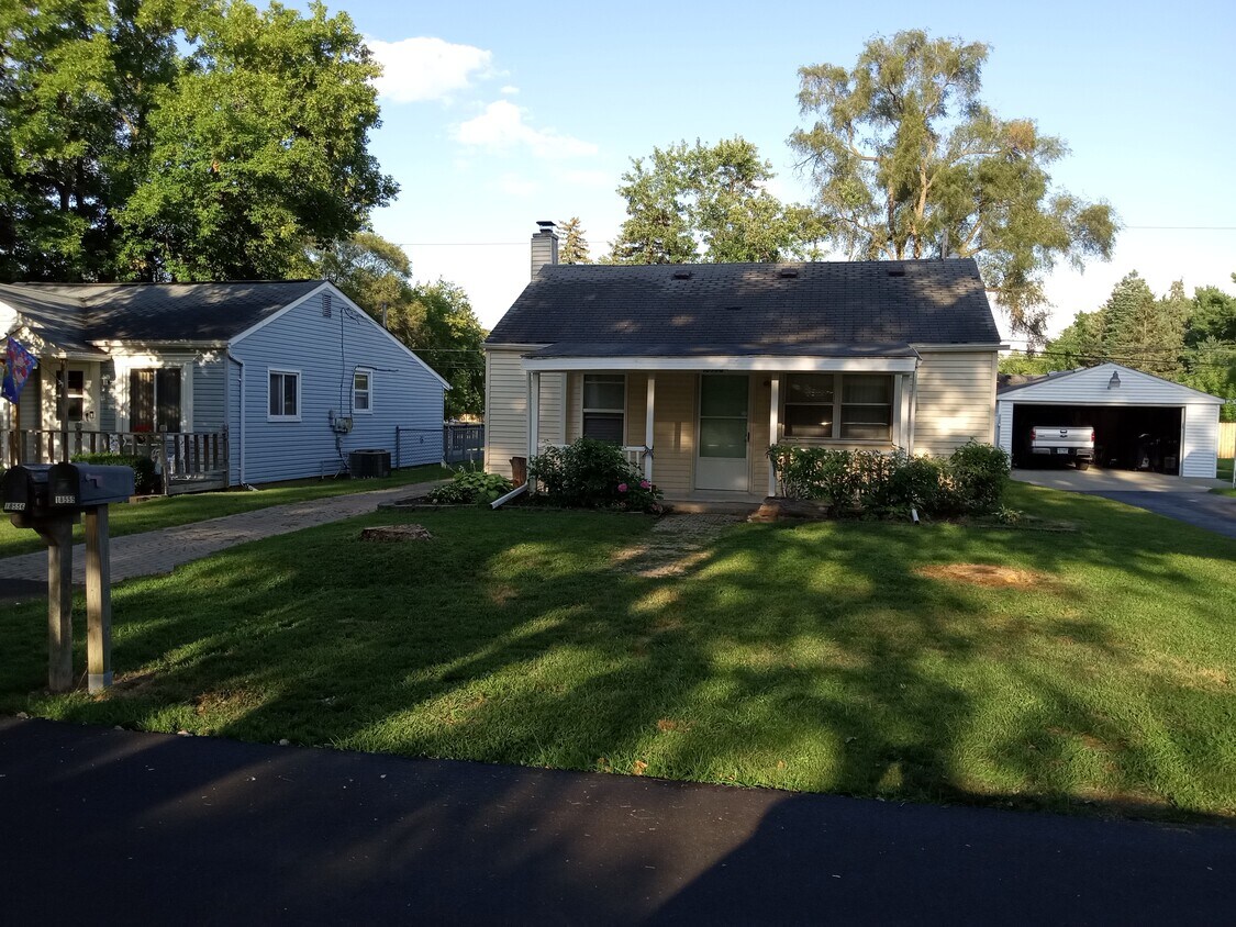 18556 Filmore St, Livonia, MI 48152 House Rental in Livonia, MI