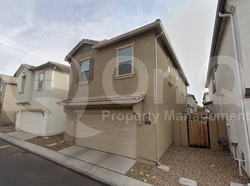 Building Photo - 1717 S 82nd Pl