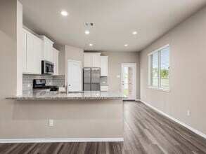 Building Photo - 9278 Inland Leather Ln