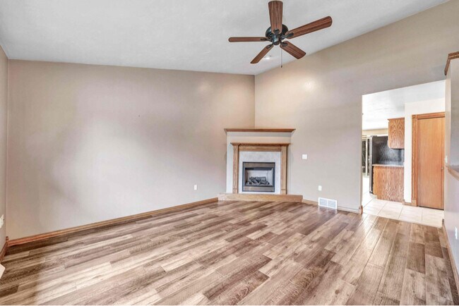 Building Photo - 1309 Rockwell Rd