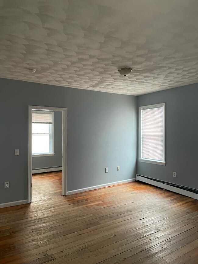Building Photo - 205 Rathbun St