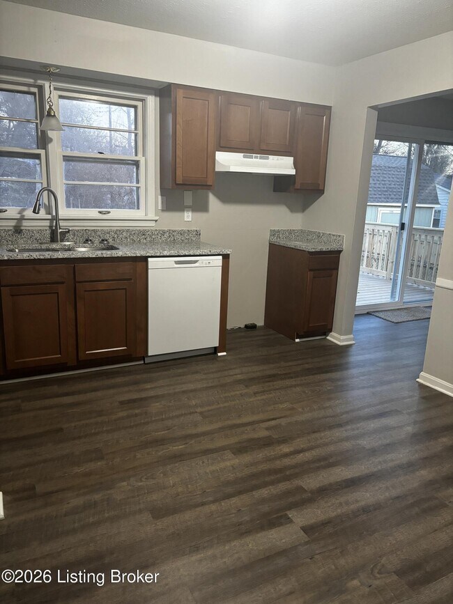 Building Photo - 4406 Rockwood Dr