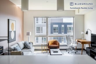 Building Photo - 15566 NE 22 Pl