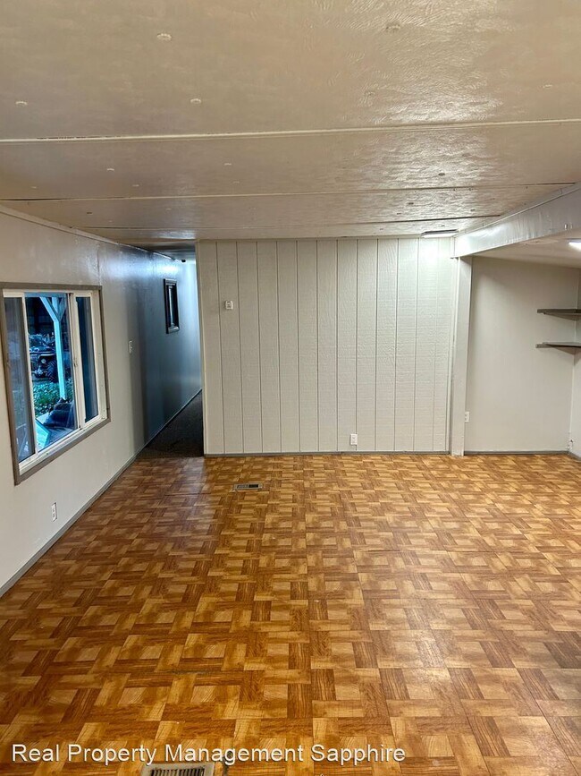 Foto del edificio - 3 br, 1 bath House - 465 Willoughby Lane