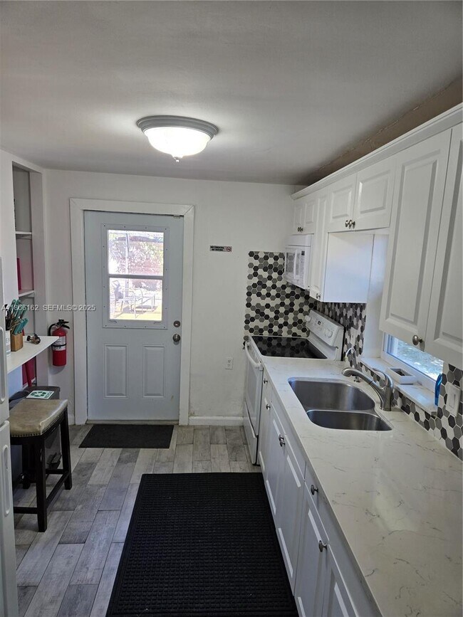 Foto del edificio - 2247 Jackson St