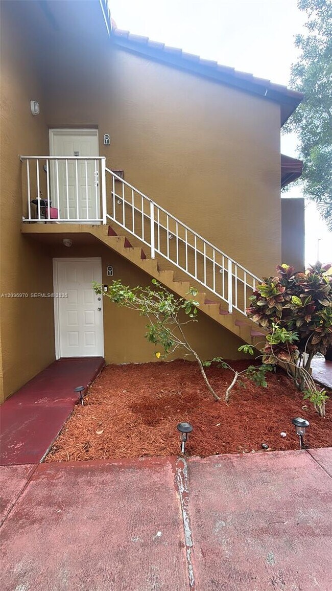 Foto del edificio - 15640 SW 80th St