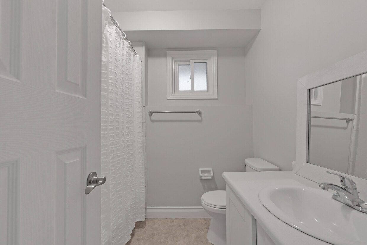 Photo principale - 1422 Noel Crt