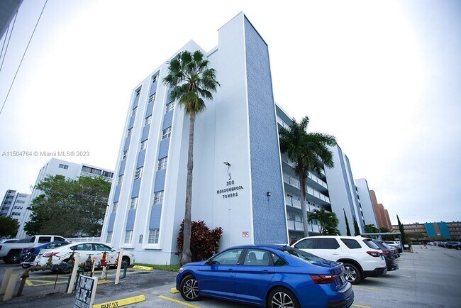 Foto del edificio - 300 NE 12th Ave
