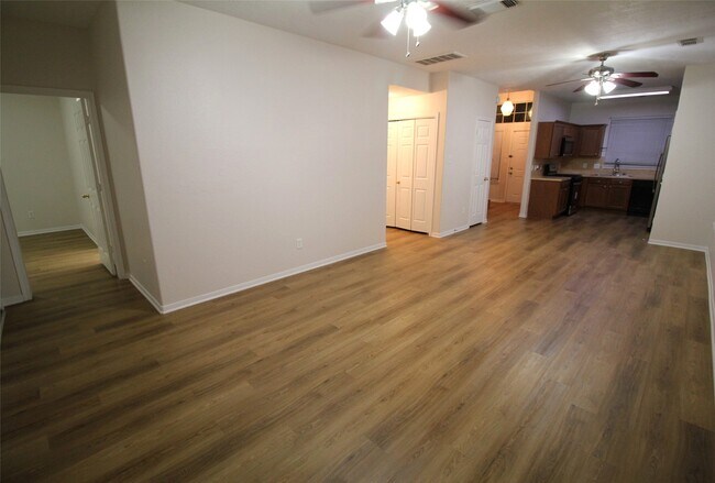 Foto del edificio - 21123 Sprouse Cir