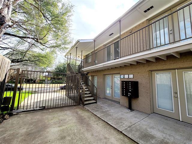 Building Photo - 4931 Junius St