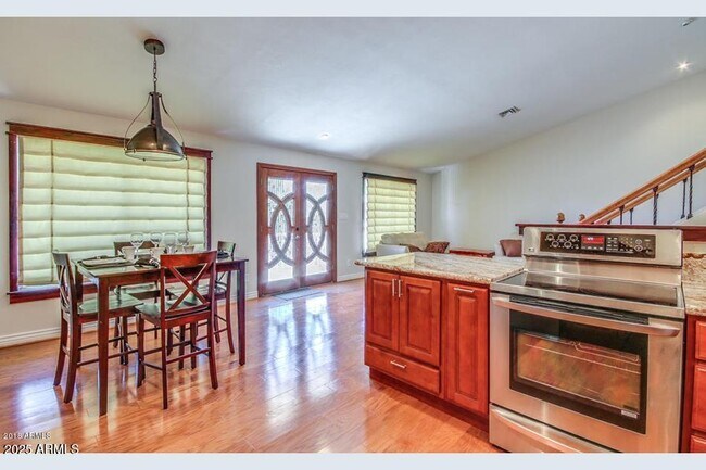 Foto del edificio - 7615 E Minnezona Ave