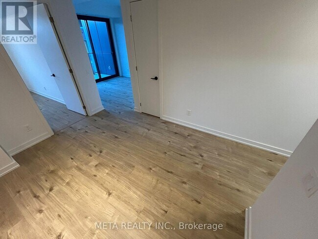 Photo du bâtiment - 35 Parliament St