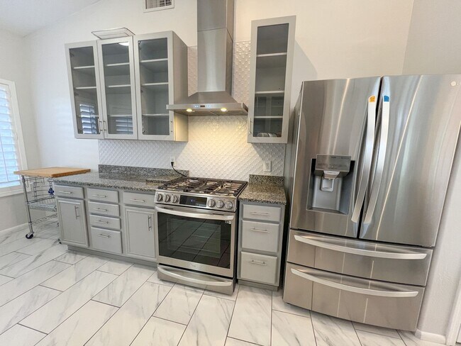 Foto del edificio - FURNISHED HOUSE - COTTONWOOD- DEL WEBB COTTONWOOD RANCH COMMUNITY