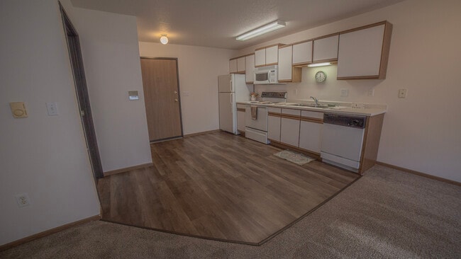 Building Photo - Evans Place 1