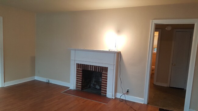 Foto del edificio - 1544 Bacon Ave