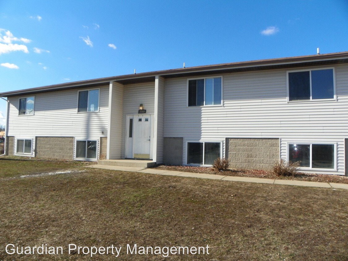Foto principal - 2269 11th Ave E