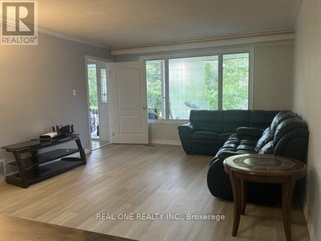 Building Photo - 30 Bobmar Rd