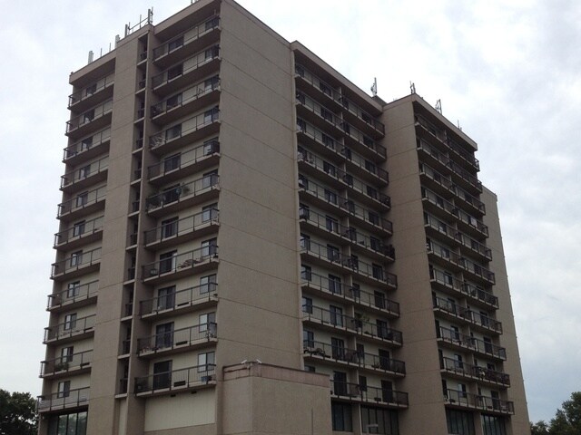 Foto del edificio - Shalom Towers