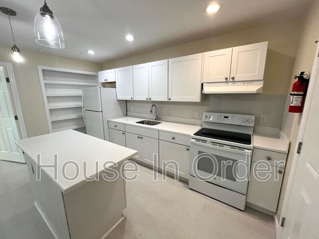 Foto del edificio - 307 8th Ave E