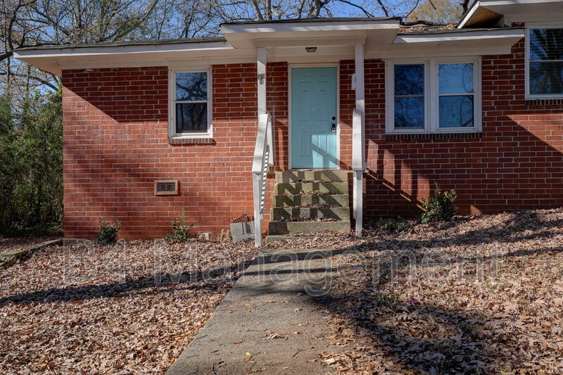 32 Bagwell Cir, Greenville, SC 29605 Condo for Rent in Greenville, SC