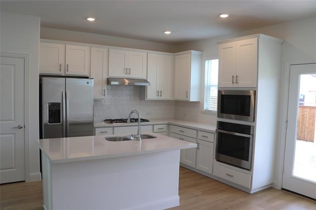 Building Photo - 1413 Mustang Cyn Dr