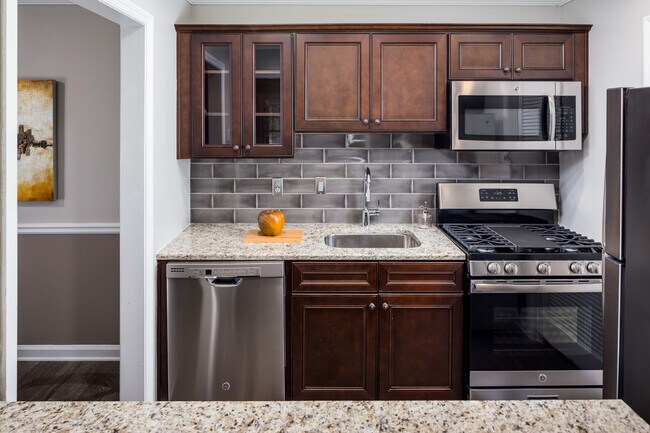 Calibre Springs Fillmore Deluxe 1040 sq. ft. Floorplan - Calibre Springs