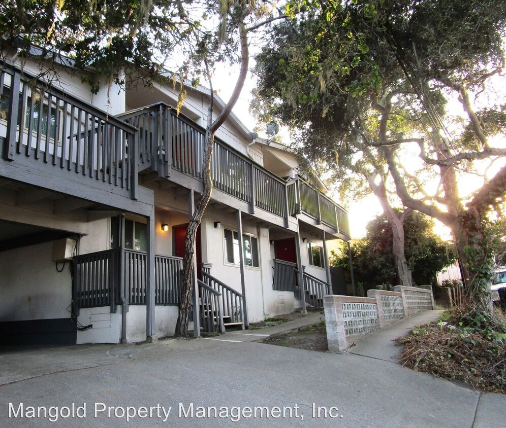 Building Photo - 2 br, 1 bath House - 2001 David Ave. #B