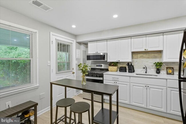 Foto del edificio - 1642 Wentworth Ave