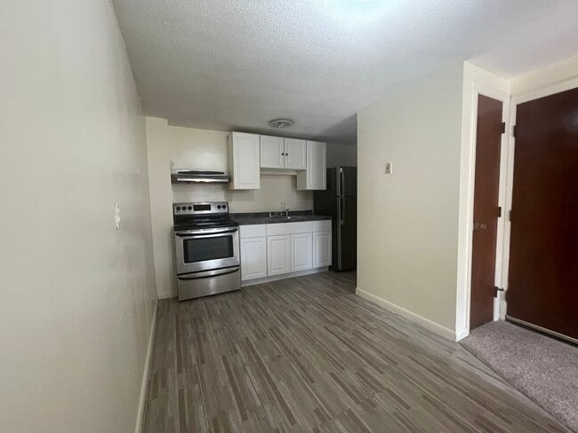 Building Photo - 770 Cummins Hwy