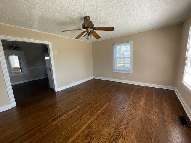 Foto del edificio - 210 Pickens Ln