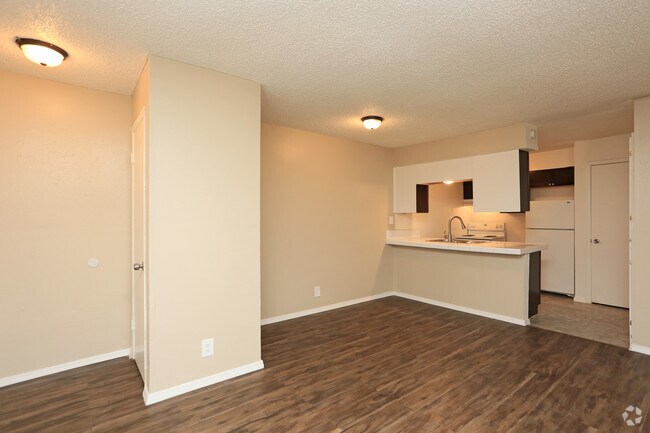 2HAB, 1BA - 775 ft² - Oaks on Bandera
