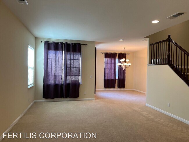 Building Photo - 5 br, 3 bath House - 12576 Chimney Rock Dr