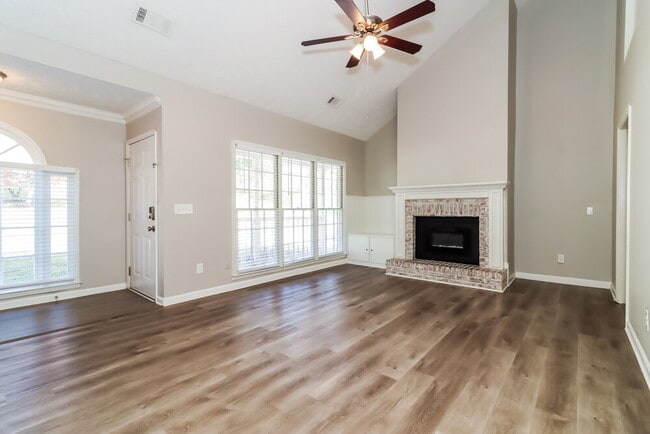 Building Photo - 4237 W Mill Trail NW