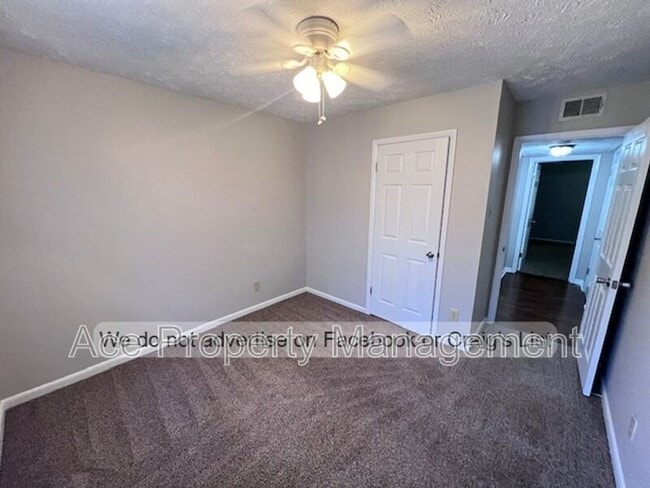 Foto del edificio - 7005 Palma Pl