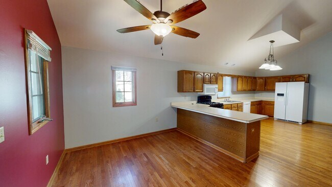 Foto del edificio - 558 Beachview Dr