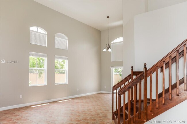 Foto del edificio - 13100 NW 6th Terrace