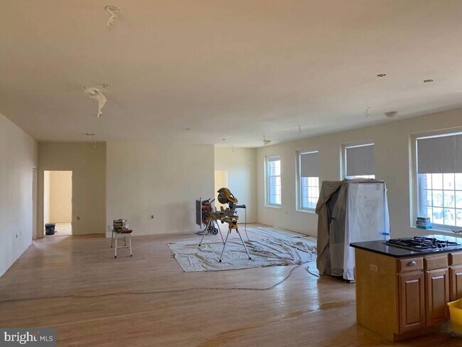 Foto del edificio - 100 W Merchant St