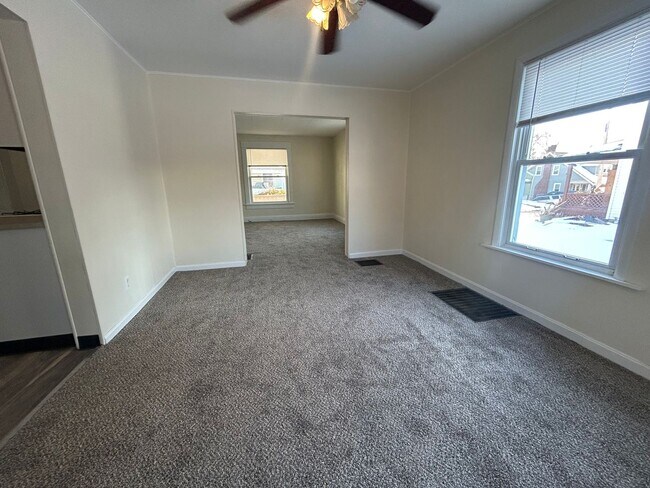 Foto del edificio - Newly Renovated Three Bedroom House