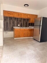 Building Photo - 16675 NE 20th Ave