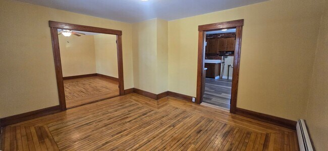 Foto del edificio - 2208-2210 Providence Rd