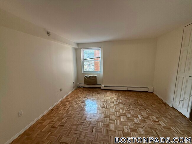 Foto del edificio - 185 Freeman St