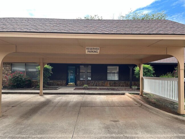 Foto del edificio - 4614 Evergreen Ct