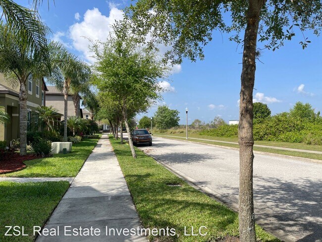 Building Photo - 3 br, 2.5 bath House - 13868 Summerport Tr...
