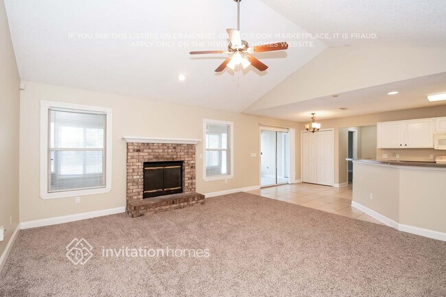 Building Photo - 6896 Plum Lake Dr E