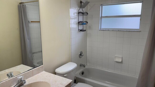 Building Photo - 4844 NW North Macedo Blvd