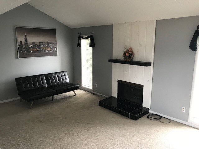 Foto del edificio - 2005 S Mattis Ave