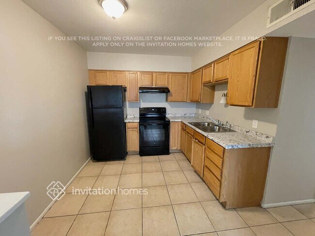 Foto del edificio - 1146 E Hatcher Rd