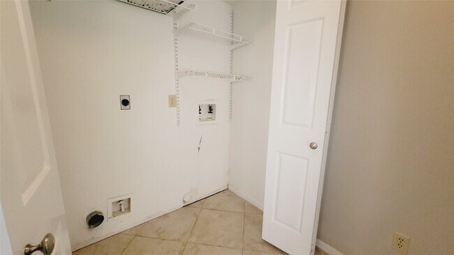 Building Photo - 16314 Rainbow Lake Rd