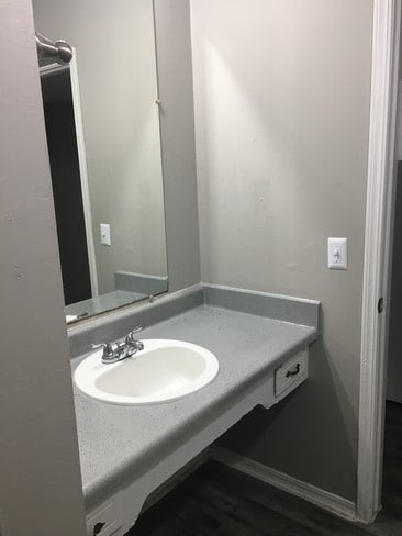 Building Photo - Shoreview Apartments